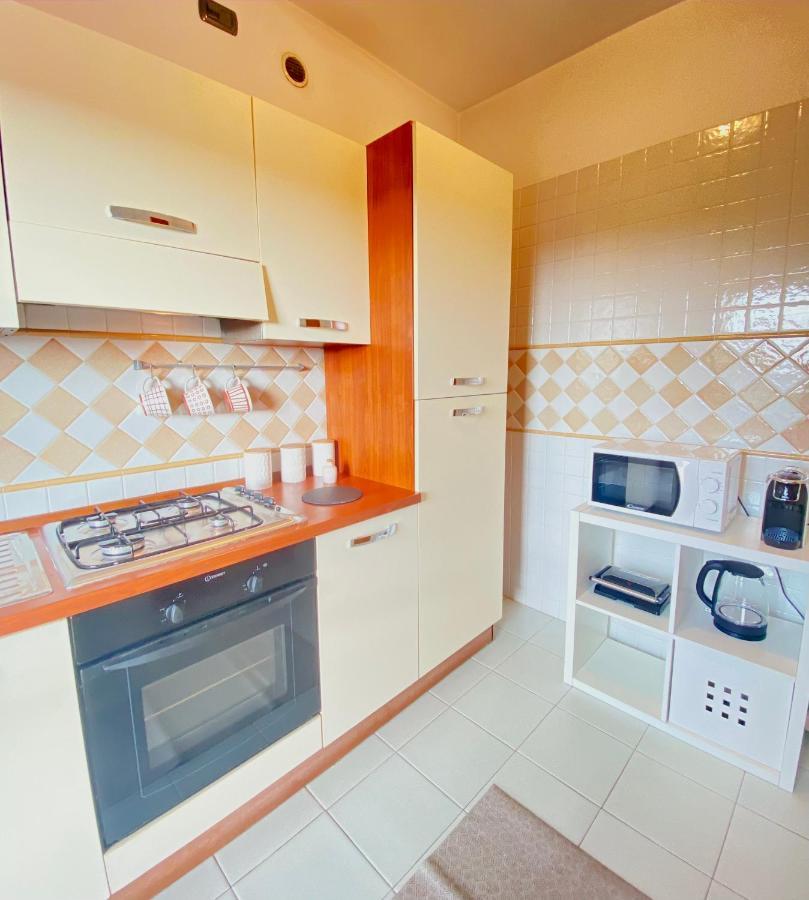 Golden Hour Apartment - Panoramic Terrace פיומיצ'ינו מראה חיצוני תמונה
