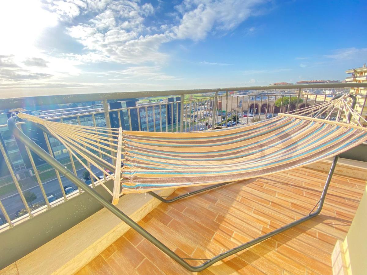 Golden Hour Apartment - Panoramic Terrace פיומיצ'ינו מראה חיצוני תמונה